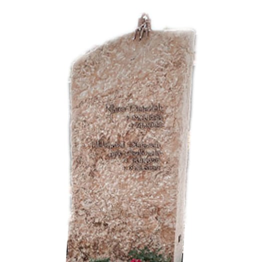 Warmer rotbrauner Naturstein-Felsblock als Doppelgrabstein mit handgefertigter Bronzefigur eines Paares