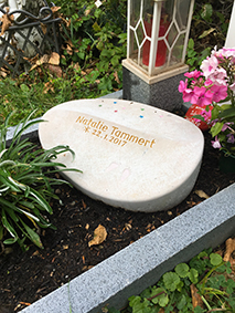 U 835 | Urnengrabmal | Steinmetzwerkstatt Kempten Allgäu